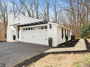 971 Stevens Ln, Wayne, PA 19087