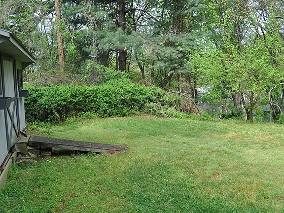 4th image of 4506 Hanover Ct