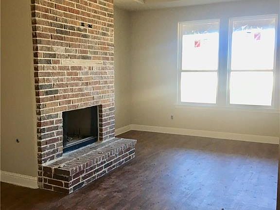 3rd image of 4003 High Creek Ct
