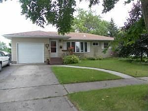 1st image of 1414 10th St N