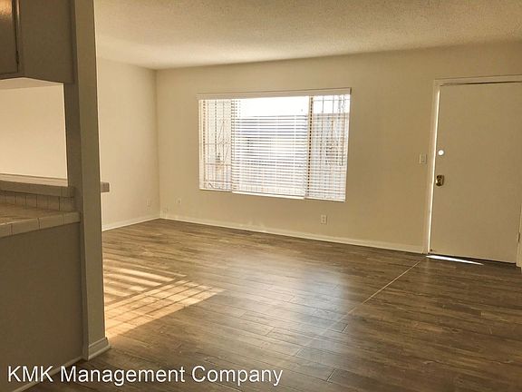 3rd image of 9814 Regent St APT 8