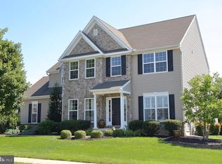 100 Tinsmith Ln, Strasburg, PA 17579