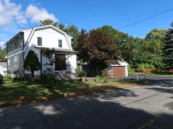 7 Brandon St, Lexington, MA 02420