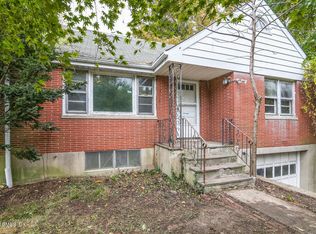 36 Caroline Pl, Greenwich, CT 06831