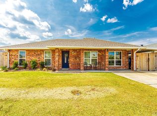1610 Coral Dr, Houma, LA 70360