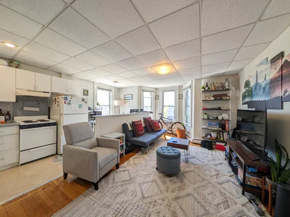 67 Putnam St, Somerville, MA