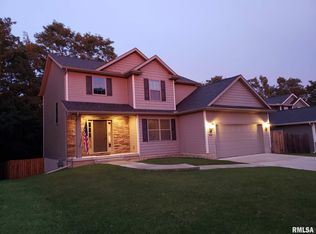 5622 N Frostwood Pkwy, Peoria, IL