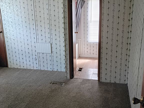 5th image of 2181 Blue Creek Rd #51