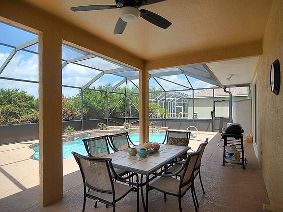 4th image of 4319 Chastain Dr