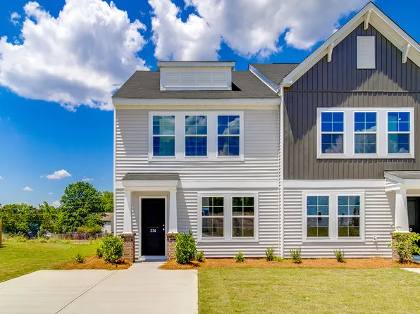374 Channing Ct, Hopkins, SC 29061