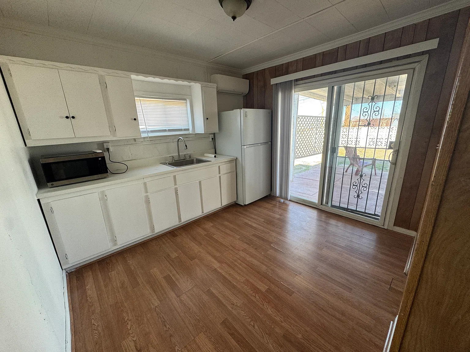 1 bed, 450 sqft, $800 — Photo 1