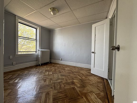 3rd image of 101-103 Clifton Pl #43