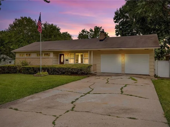 11227 E 48th St, Kansas City, MO 64133