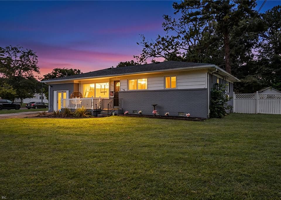 1st image of 429 Pepper Mill Ln