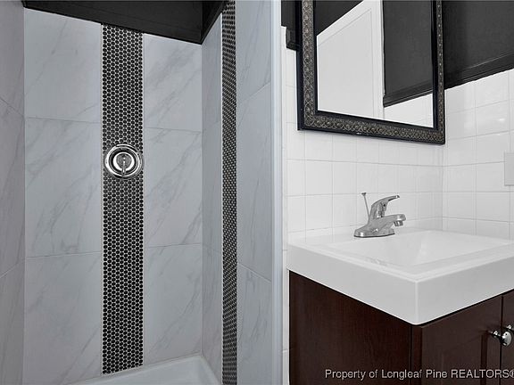 4th image of 506 W 23rd St