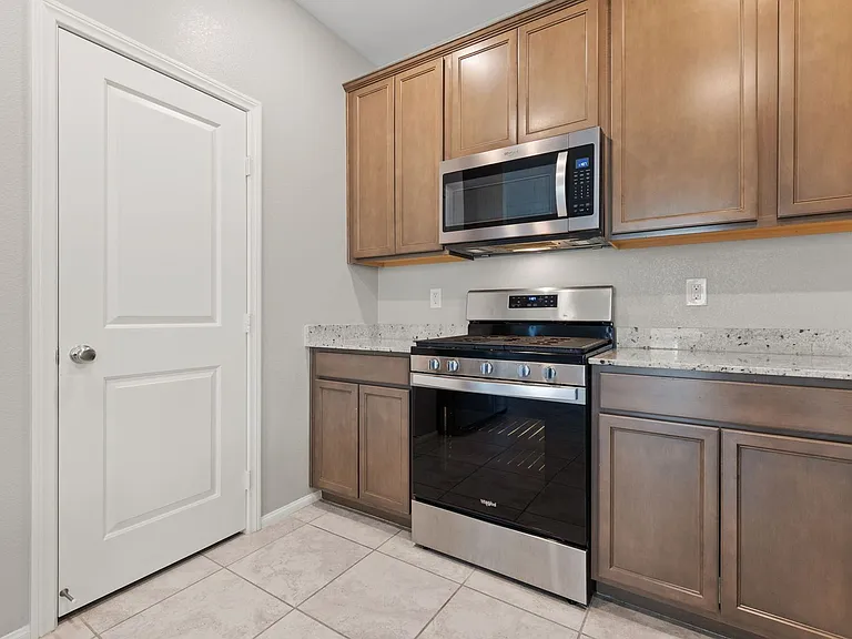 1103 Desert Dome Ave — Photo 11