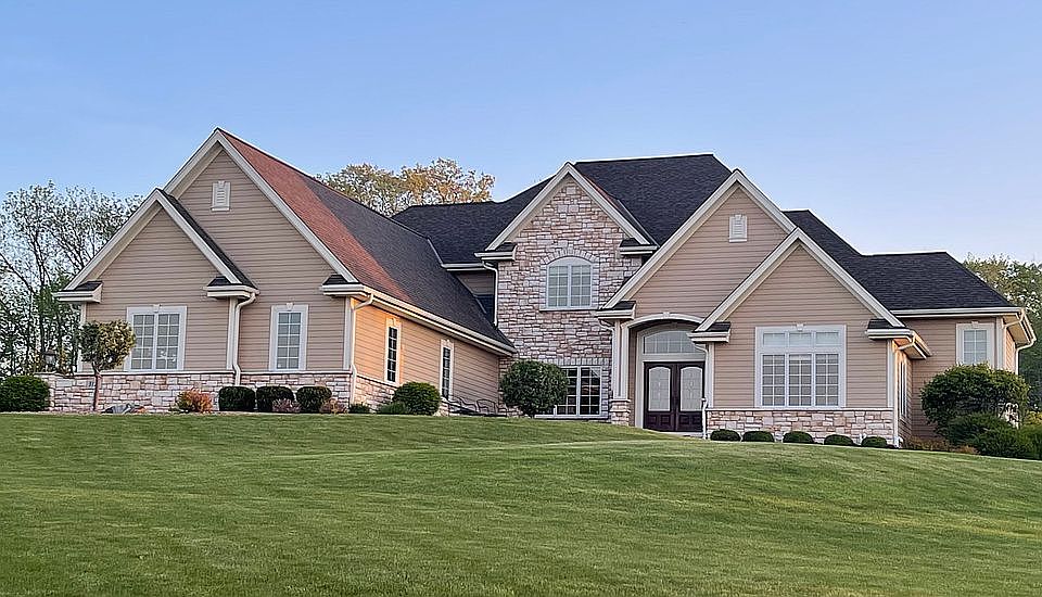 1st image of 3125 S Meadow Creek Ct
