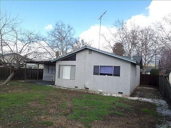 3rd image of 1805 Camargo Dr