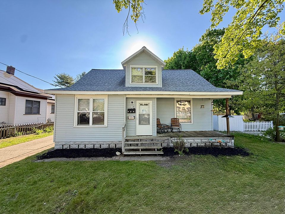 1st image of 2130 Bourdon St