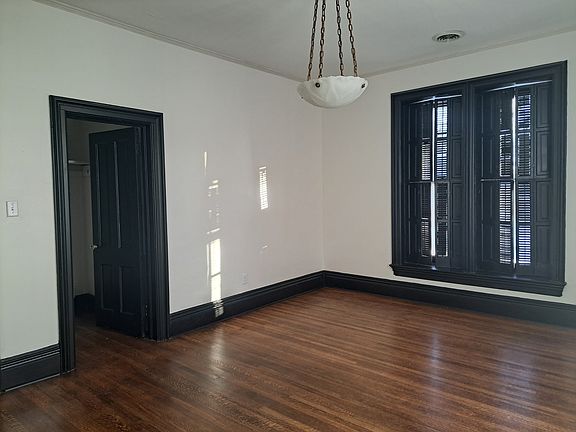 5th image of 718 W Stephenson St Front 3