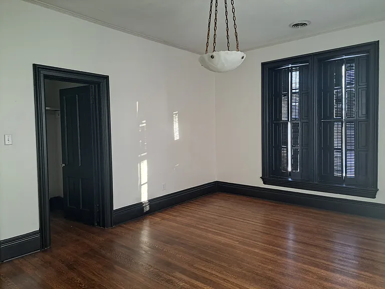 718 W Stephenson St #3 — Photo 5