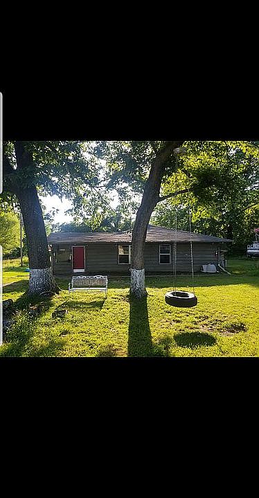 1st image of 32 Lee St