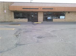 28505 Ford Rd, Garden City, MI 48135