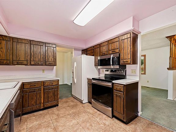 5th image of 8998 W Radcliffe Drive