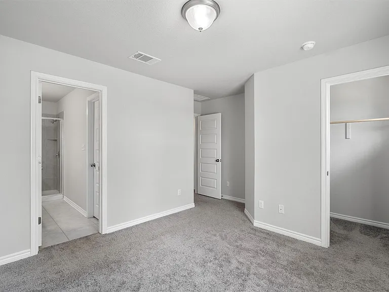 1805 Artesian Springs Xing — Photo 18