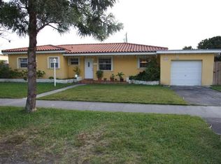 1020 NE 175th St, Miami, FL 33162