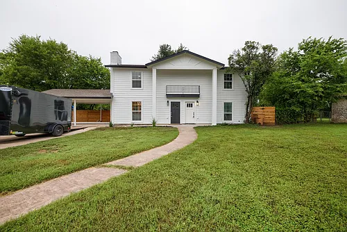 5001 Cottonwood Cir #B Photo 1