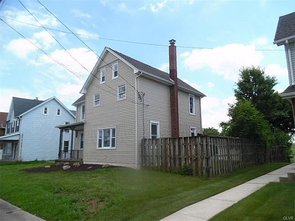 3rd image of 4628 Main St