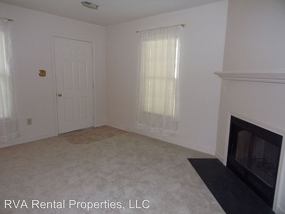 2nd image of 136 Arlington Sq