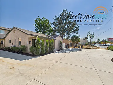 957  E Washington #E