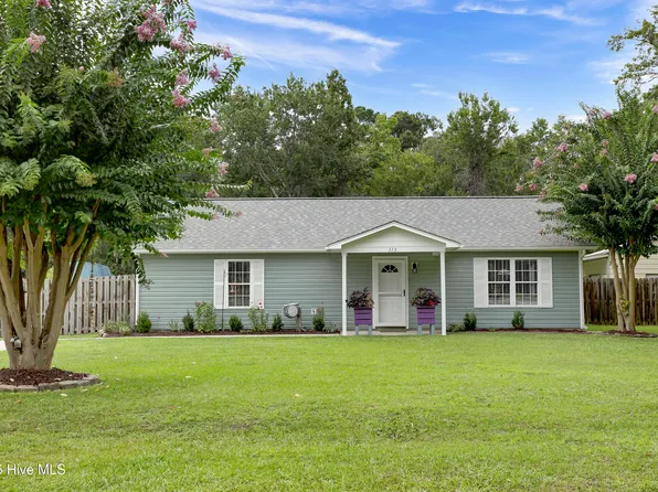 113 Marcil Lane, Hampstead, NC 28443