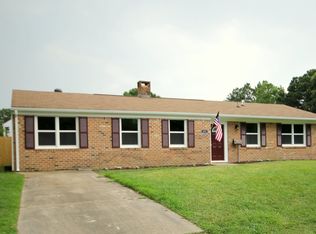 652 N Piping Rock Rd, Virginia Beach, VA 23452