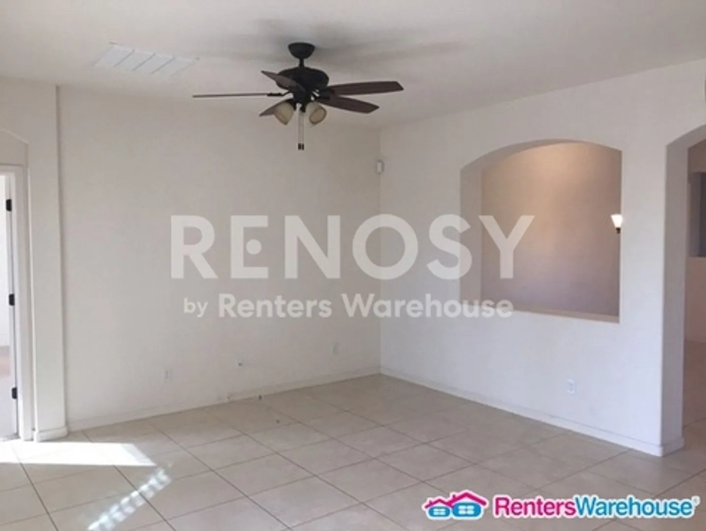 Ideal 3 Br+Den 2 Ba 2 Cg Home with SOLAR Near I-10 and Loop 303 in Goodyear — Photo 4