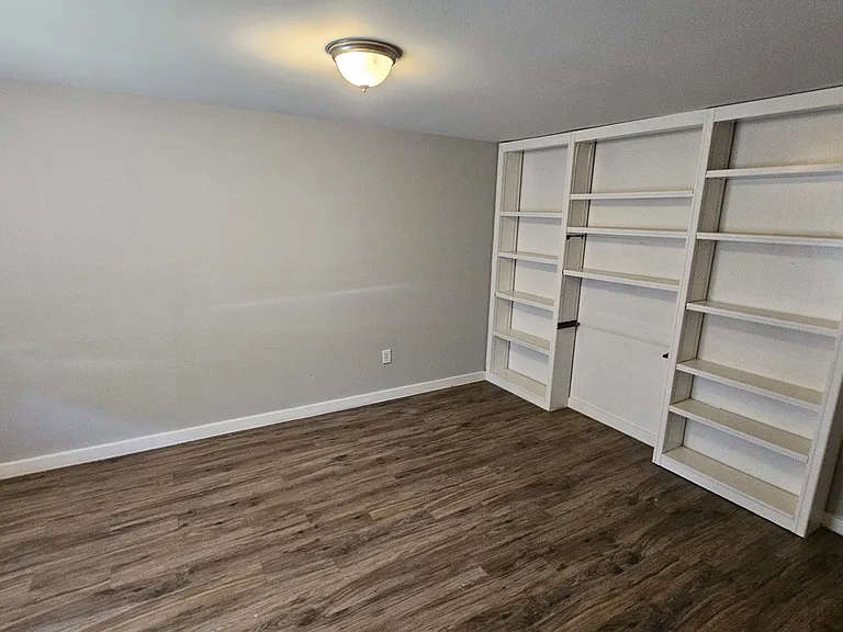 5731 W Airport Blvd — Photo 13