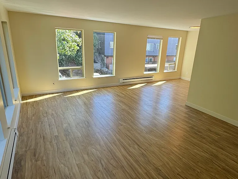 Genesee Park Apartments — Photo 10