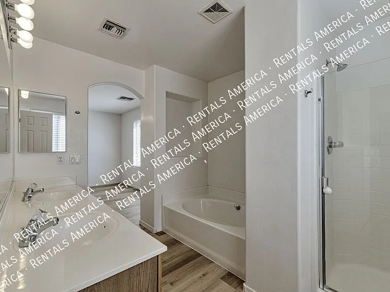 8421 S Burien Rd — Photo 19