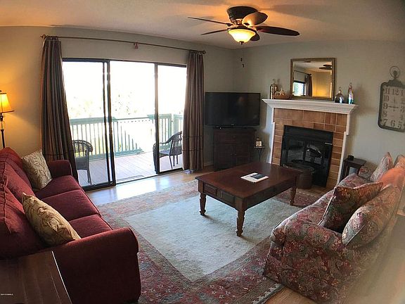 Living Room w/ Balcony