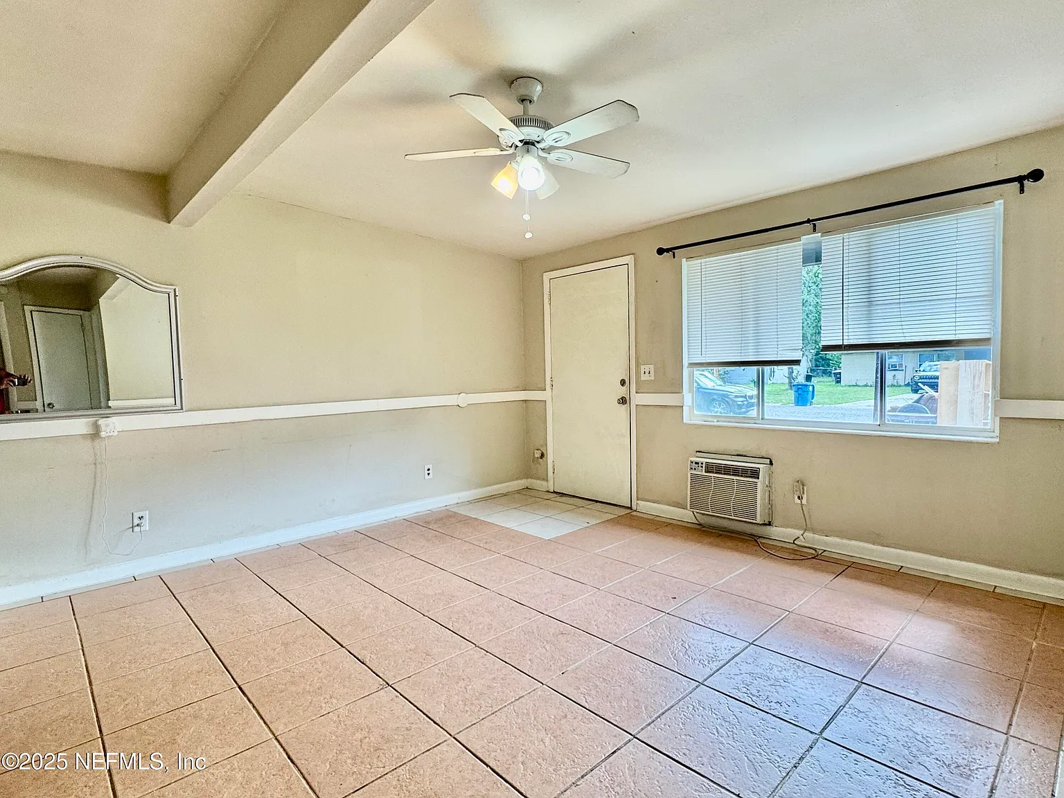 2 bed, 1.0 bath, 624 sqft, $975 — Photo 4