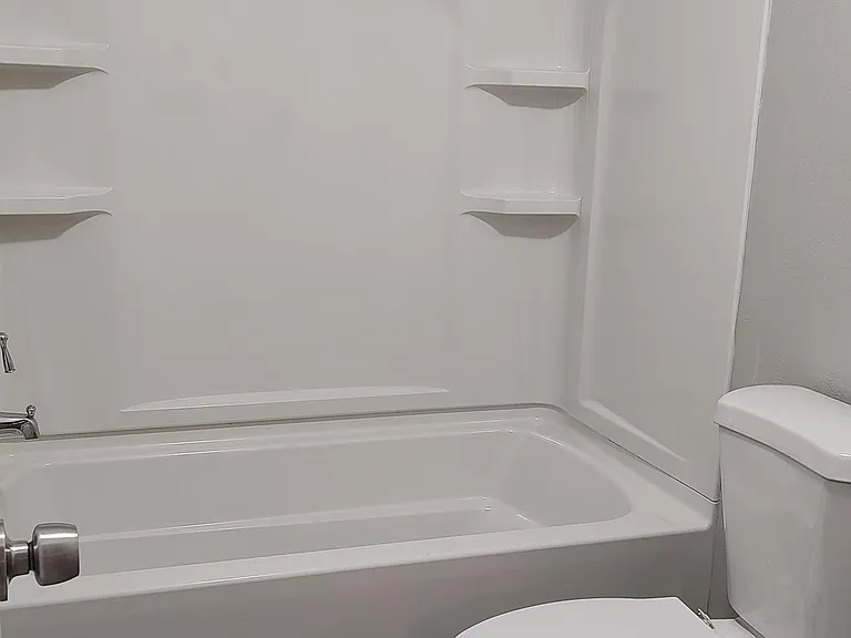 639 Russian St #1 — Photo 3
