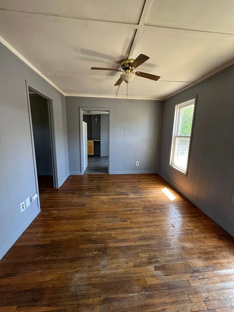 42 Woodward Ave, Gloversville, NY 12078 — Photo 4