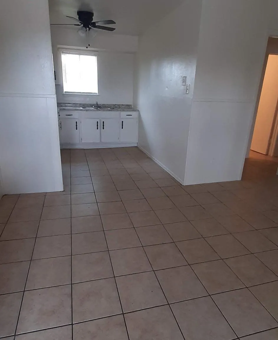 2 bed, 750 sqft, $750 — Photo 4