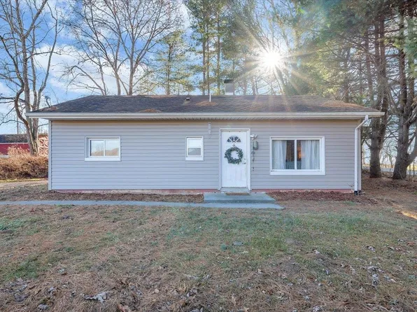 2027 Peppers Ferry Rd, Christiansburg, VA 24073