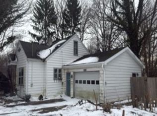 432 E Baldwin Ave, Watervliet, MI