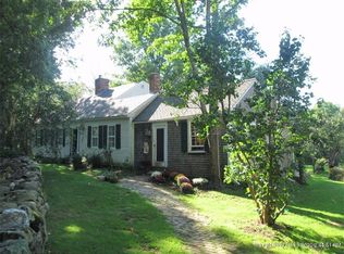 886 Reach Rd, Brooklin, ME 04616