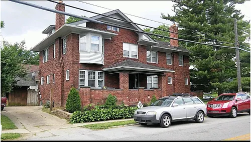 639 E 52nd St Photo 1