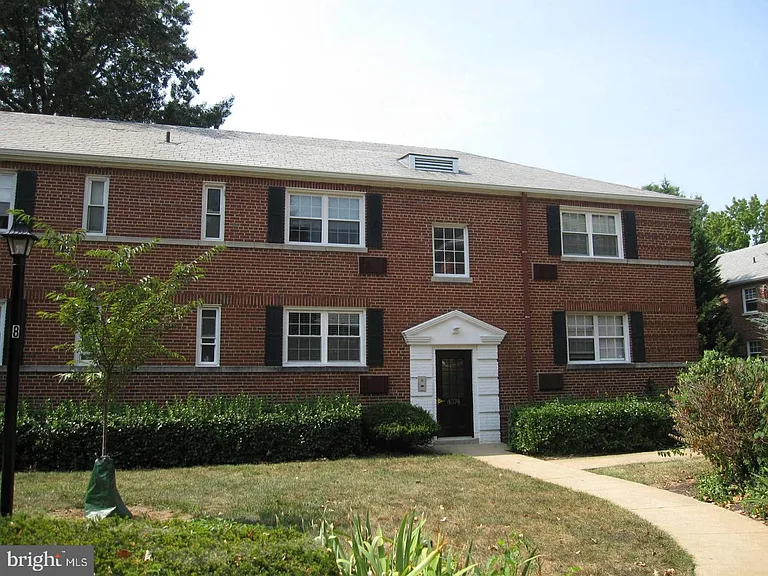 4374 N Pershing Dr #43744 — Photo 2